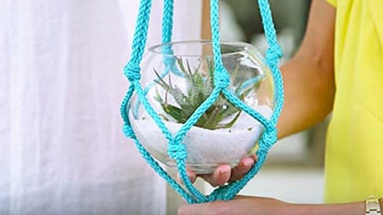 How to Make A 5 Minute Macrame Planter