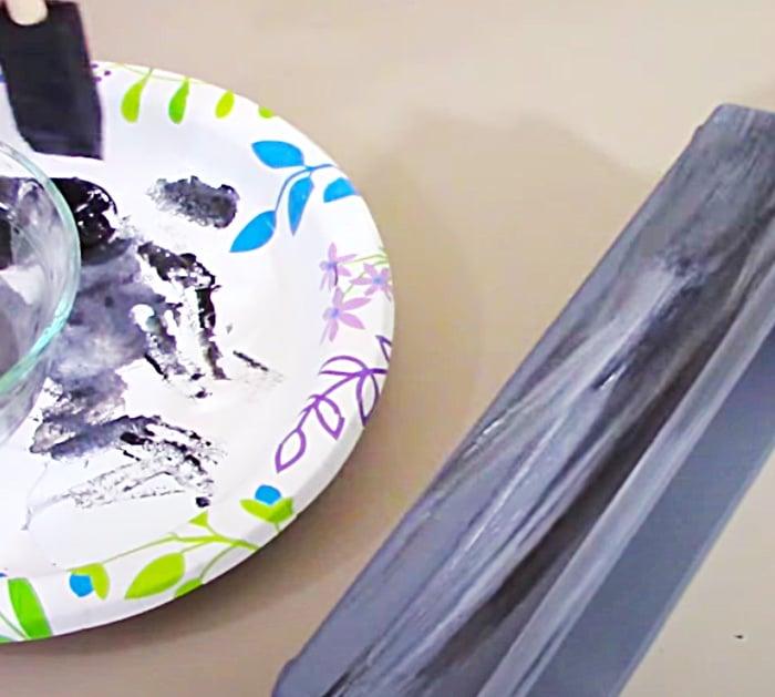 How To Use Distress Painting Techniques - DIY Kitchen Ideas - Cheap kitchen Organizing
