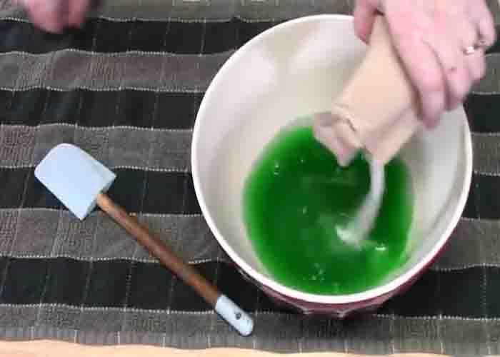 Making the jello for the 7up lime jello dessert