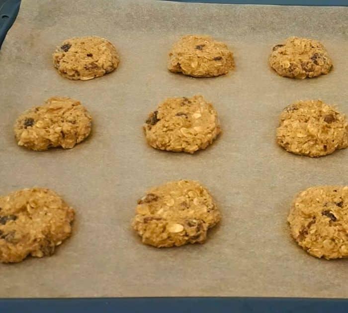 How to Make Oatmeal Cookies