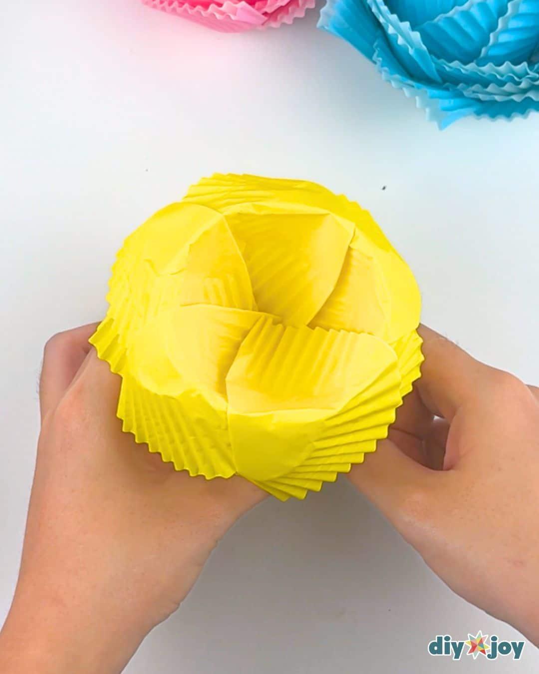 Paper Flowers Cupcake Liners