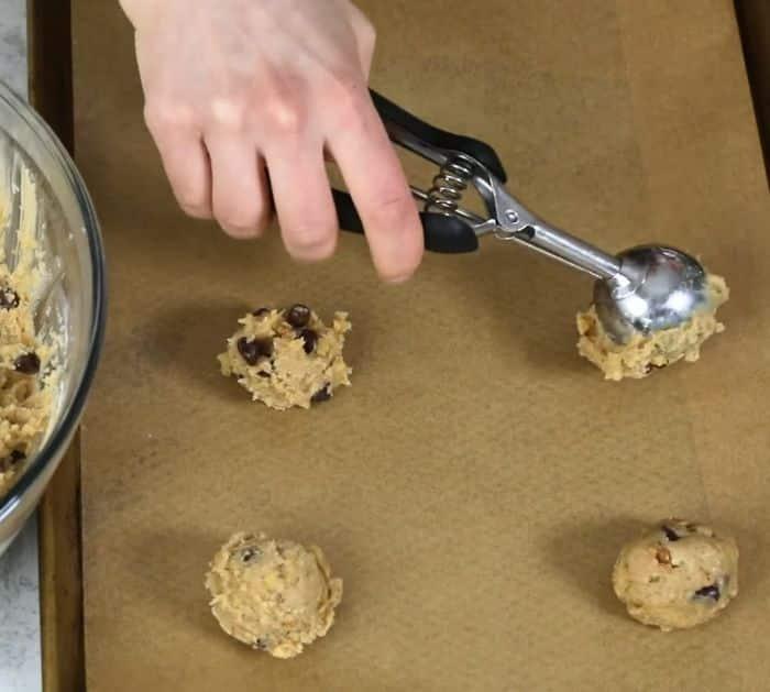 How to Make Banana Cookies At Home