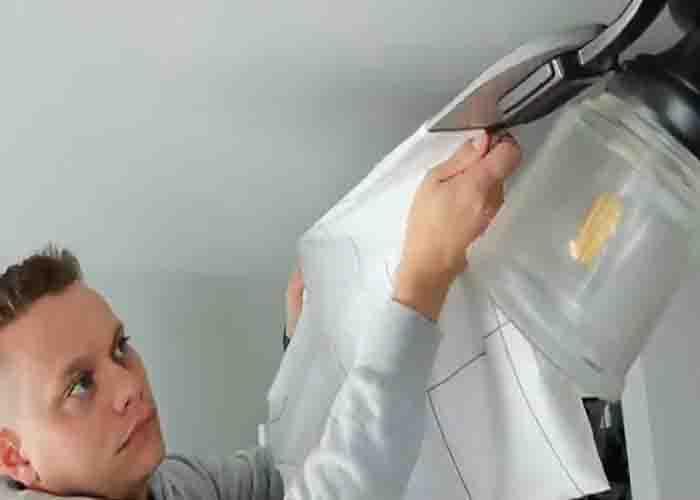 Cleaning fan blades with pillowcase