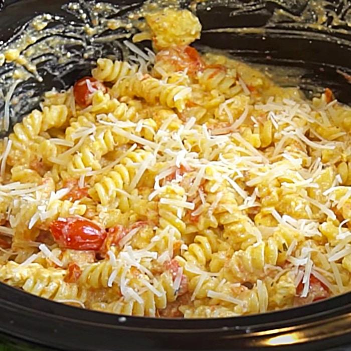 Quick Crockpot Pasta Recipe - Feta Cheese Ideas - How To Make Pasta In The Crockpot