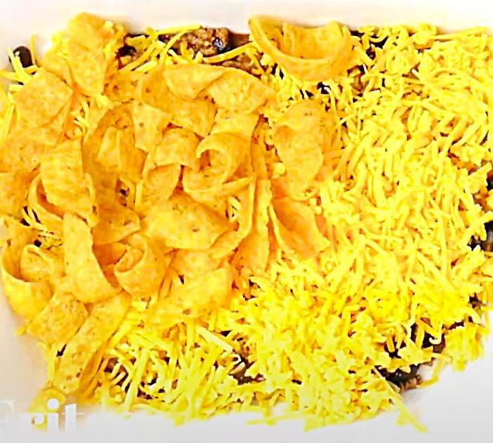 Use Fritos To make a Chili And Cheese Casserole - Frito Pie Made Easy And Quick - Homemade Chili Pie