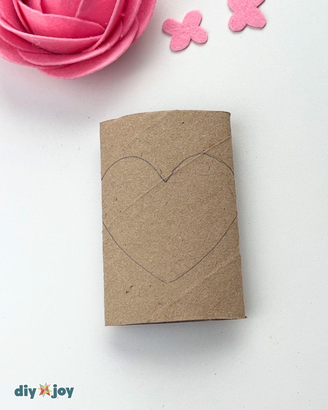 Easy Cardboard Heart Garland — toilet paper roll crafts