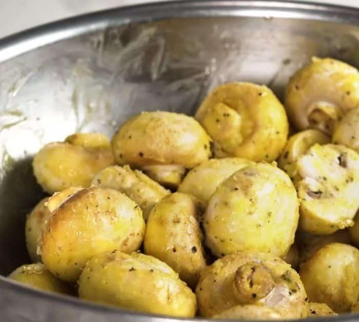 Easy Garlic Butter Roasted Mushrooms