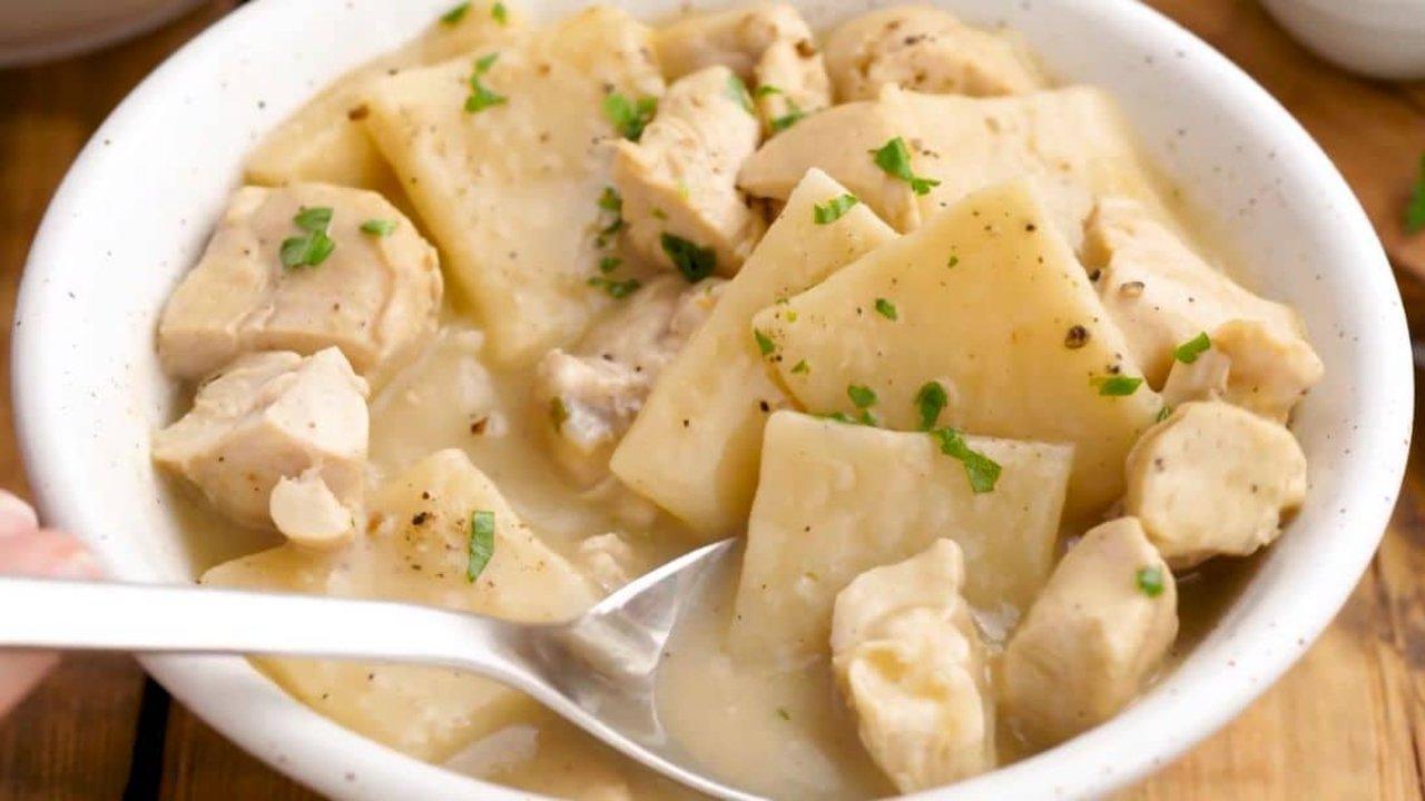 Copycat Cracker Barrel Chicken & Dumplings Recipe