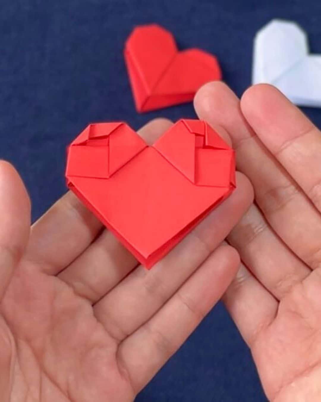 Origami Heart Bookmark — handmade bookmark steps