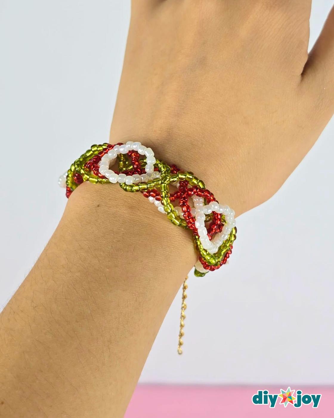 Beaded Bracelet — step-by-step beaded bracelet