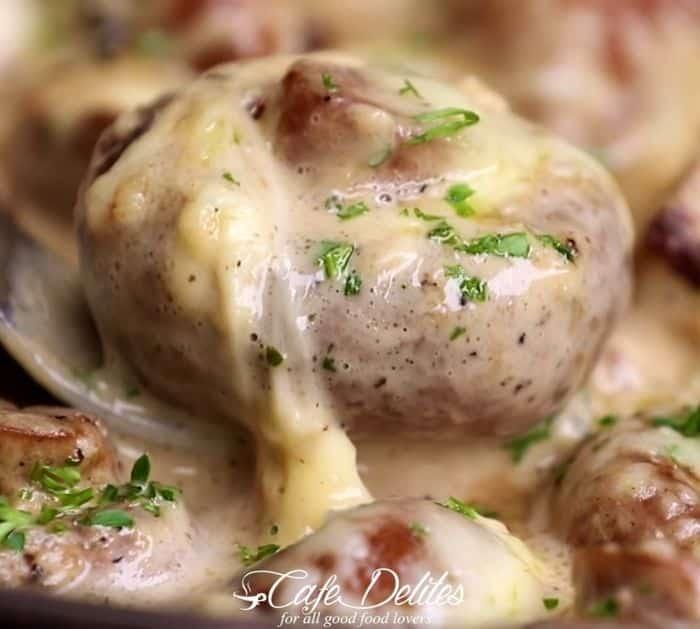 Easy To Make Skillet Creamy Garlic Mushrooms And Bacon
