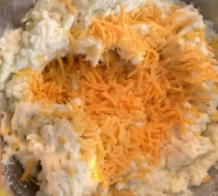 Easy To Make Cheesy Shrimp & Potato Casserole
