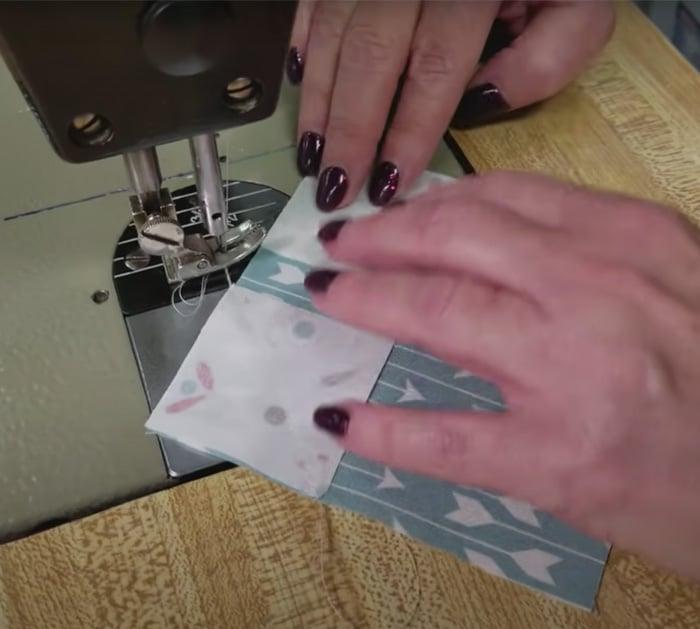 how to sew a valentines heart table runner