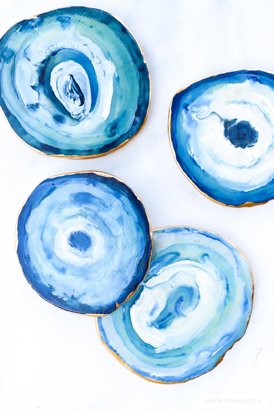 Gilded Edge Faux Agate Coasters, quick enough to finish in an afternoon and one worth bookmarking from this list