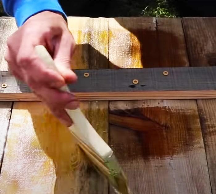 How To Build A Raised Bed Using Pallets | DIY Hacks