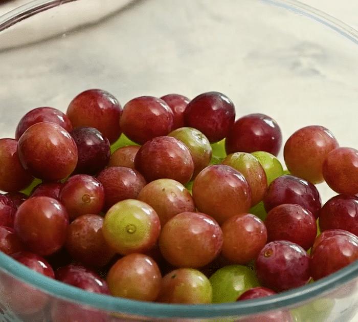 Ingredients for Candied Cocktail Grapes