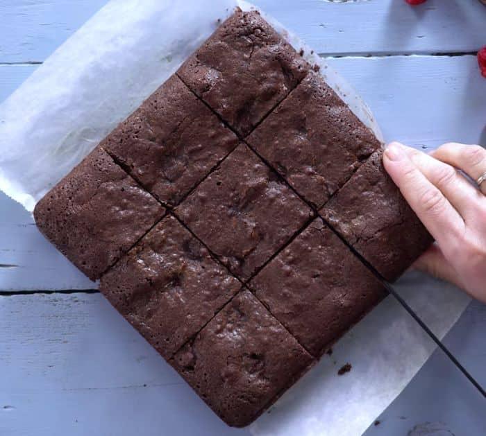 How to Make Raspberry Chocolate Brownies
