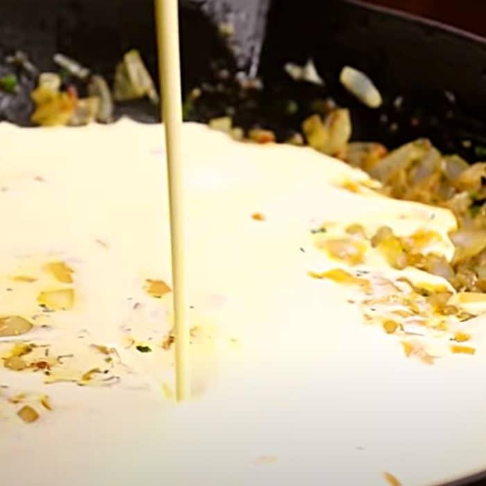 One Pan Creamy Dijon Chicken Recipe - How To Make East Creamy Chicken Recipe - Chicken Thigh Ideas - Chicken Breast Ideas