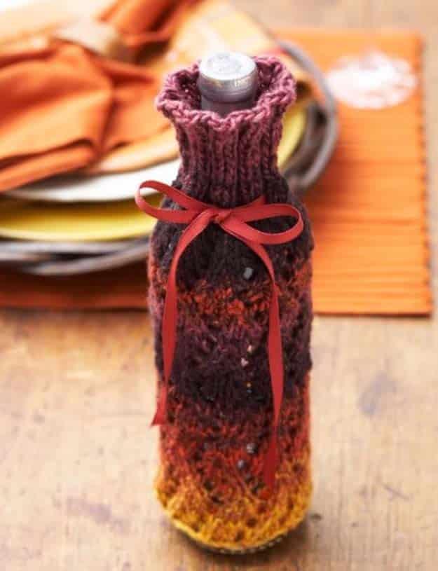 Cheap DIY Gifts For Men | Cozy Wine Cover Tutorial | Easy DIY Gifts to Make For Guys | Inexpensive Gift Ideas for Him At Christmas, Birthday, Anniversary, Valentines Present#diygif