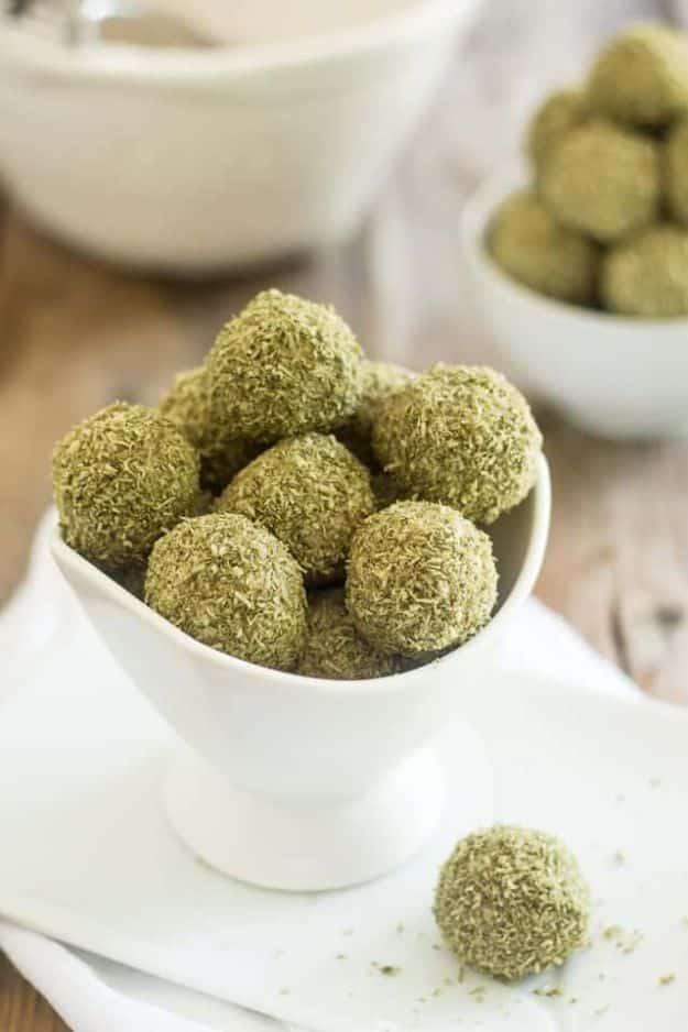 Keto Fat Bombs and Best Ketogenic Recipe Ideas to Make At Home - Matcha Coconut Fat Bombs - Easy Recipes With Peanut Butter, Cream Cheese, Chocolate, Coconut Oil, Coffee low carb f
