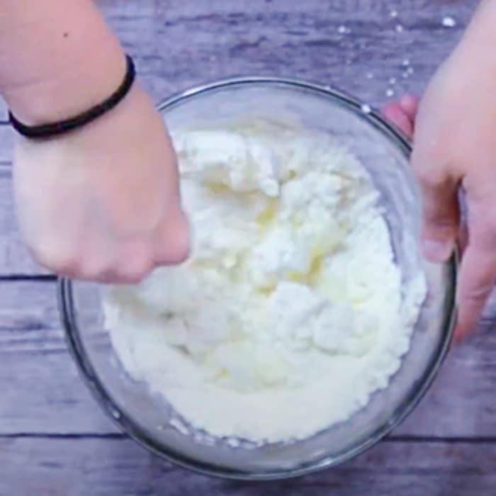 Easy Way To Make Shower Melts - DIY Breathing Home Remedy - Natural Cures