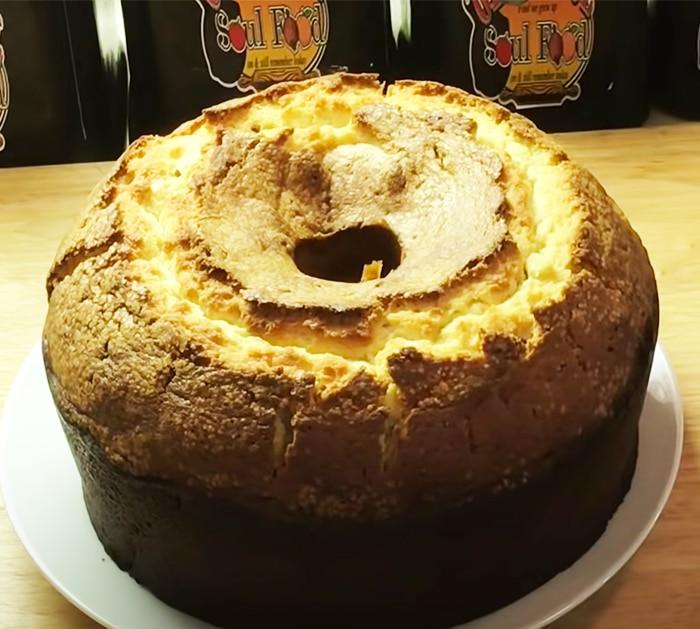 Old School Recipes - Old Soul Recipes - Homemade Pound Cake Recipes