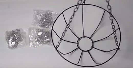 She Takes A Wire Basket From Dollar Tree. What She Makes? Beyond Amazing.