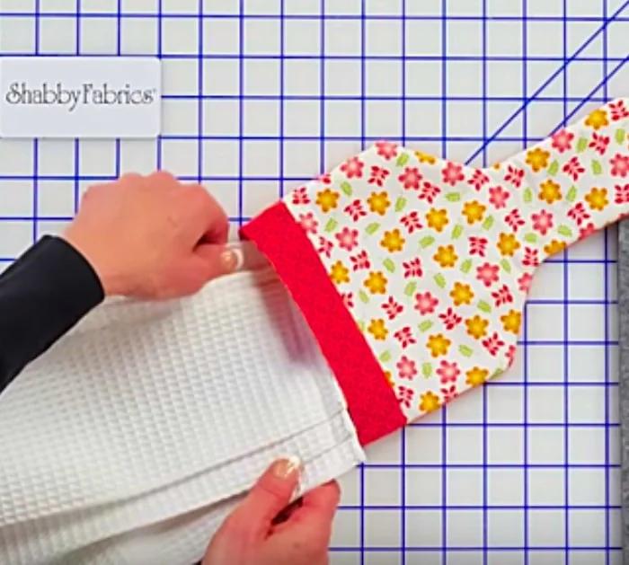 Learn to sew a DIY hanging towel from Shabby Fabrics June Tailor Kit