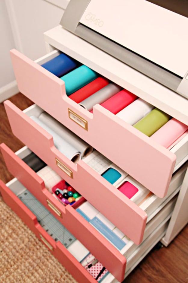 Crafty Storage Cart, quick enough to finish over a weekend and a clever way to reuse scraps you already have