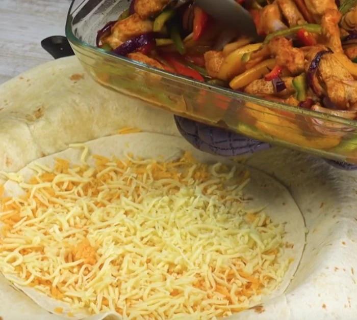 Make A Fajita Crunch Wrap Recipe
