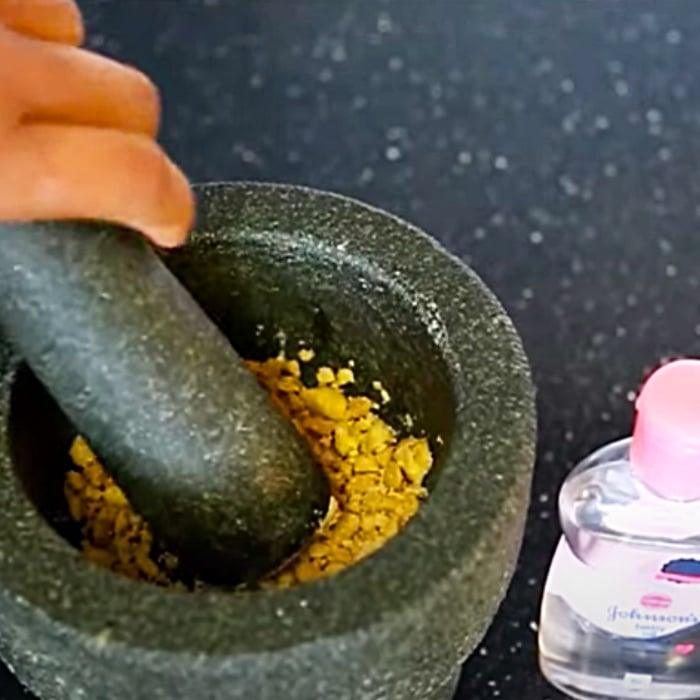 How To Kill Rats And Mice With Baby Oil - How To Make Pesticide At Home - Natural Pesticide - Non-Toxic Mice Killer