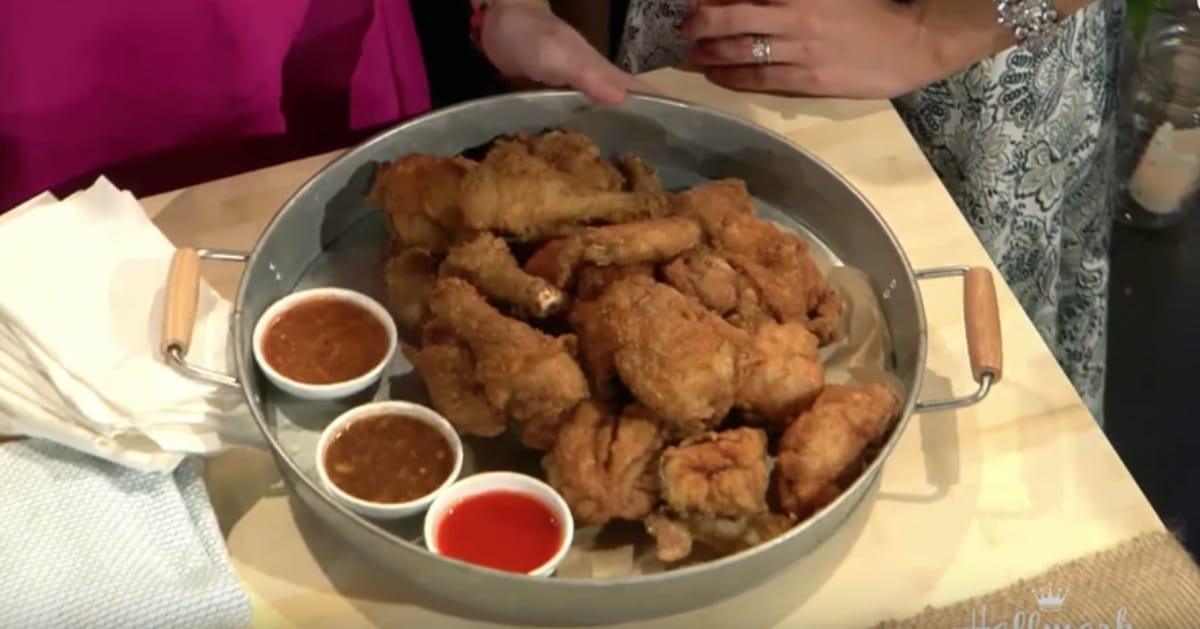 Dollywood’s Famous Fried Chicken