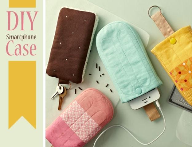 DIY Ice Pop Smartphone Case, built from supplies most crafters already own and warmth that a bare corner was missing