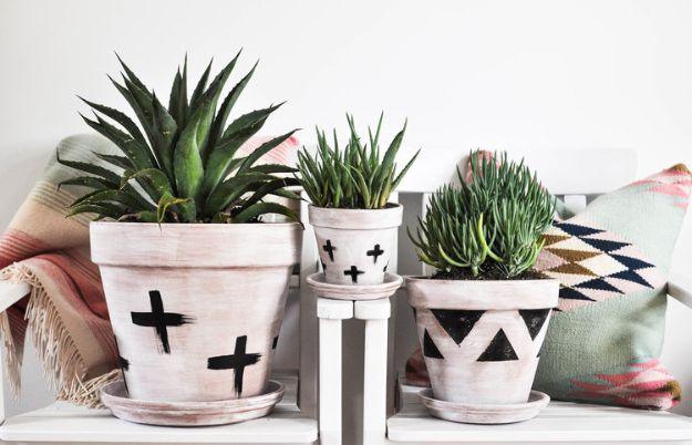 DIY Ideas for Clay Pots - DIY Whitewashed Terra Cotta Pots - Cute Gardening Projects Tutorials for Decorating Pots - Pretty Rustic and Farmhouse Planters for Cheap Home Decor