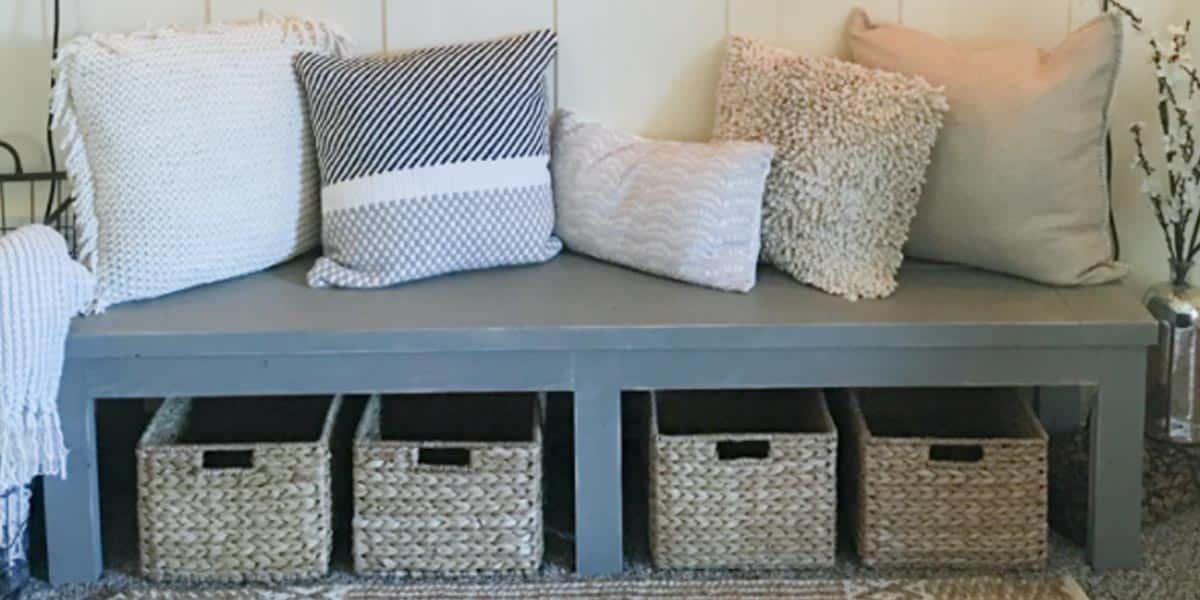 They Make This Amazing Farmhouse Bench That Adds So Much Charm To A Home!