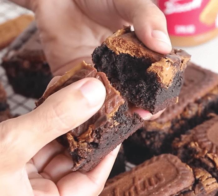 Easy Biscoff Brownies Recipe