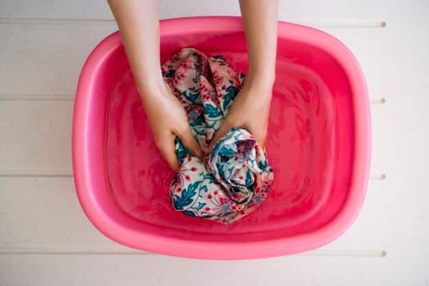 How to Remove Color That Bled During Laundry, a simple laundry hack that saves real time and it looks great in person