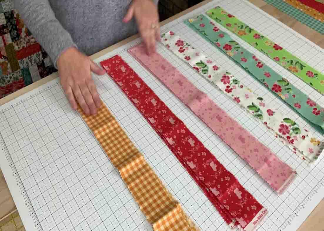 Separating the jelly roll according to colors