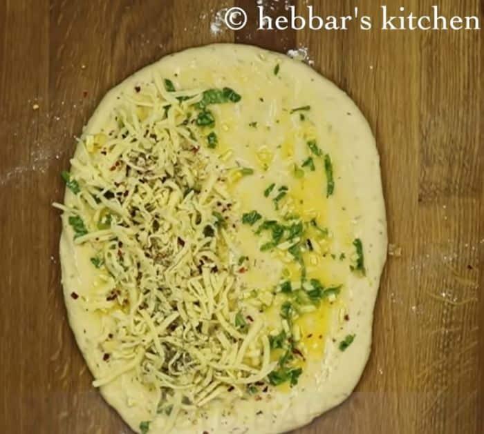 How to Make a Cheese Garlic Bread