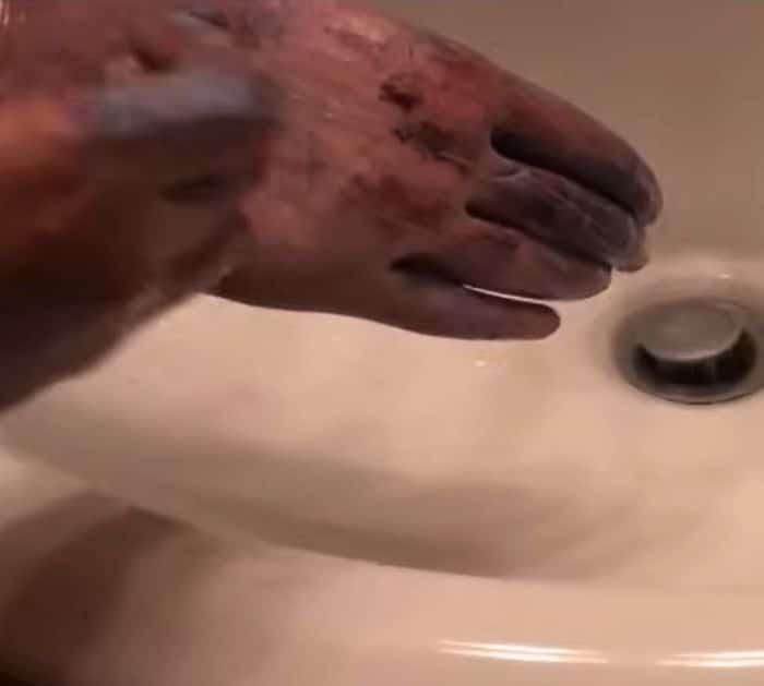 How to Get Rid of Spray Paint Off Your Hands