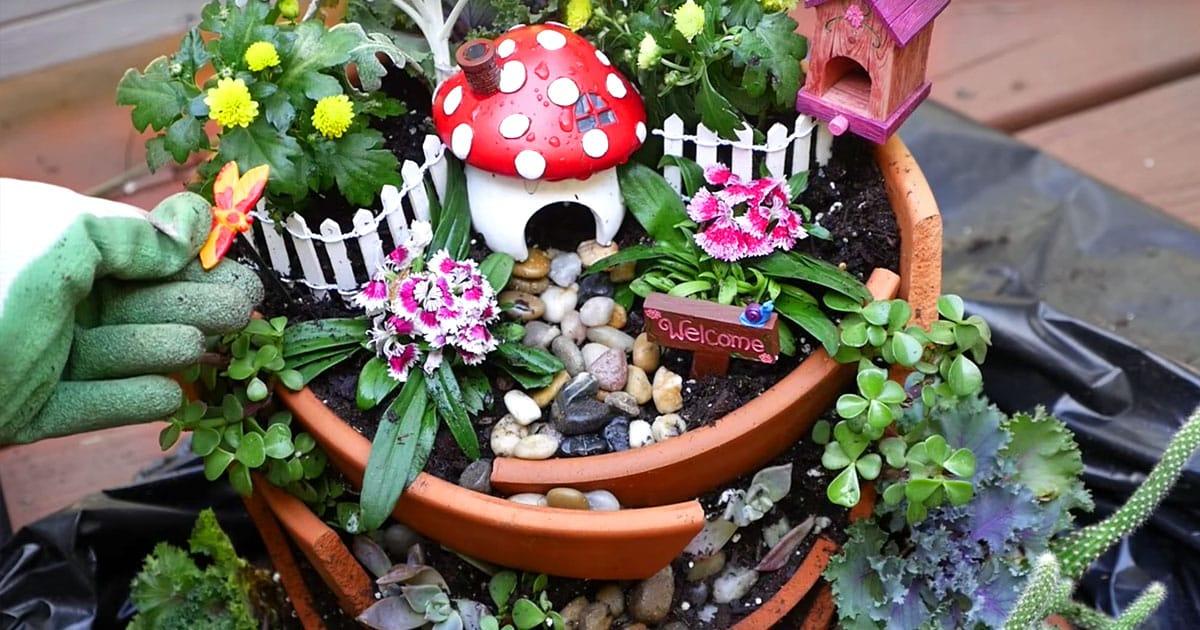 DIY Broken Pot Fairy Garden