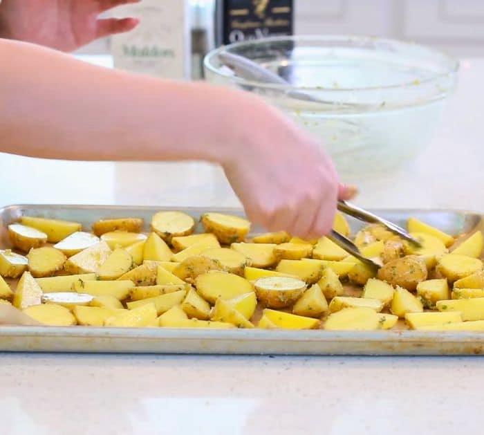Easy Oven-Roasted Potatoes Recipe Instructions