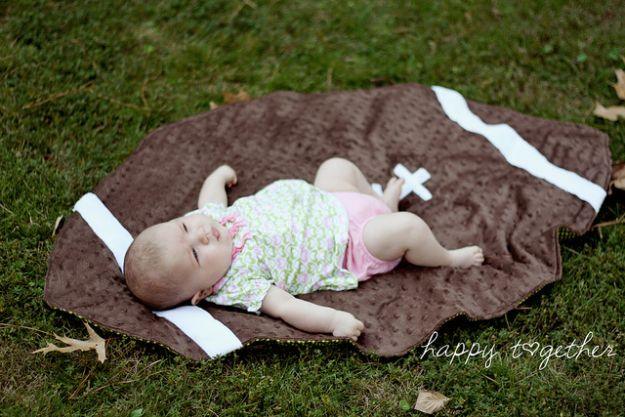 Cozy Football Blanket, fast enough to squeeze into a lunch break and a project neighbors ask where it came from