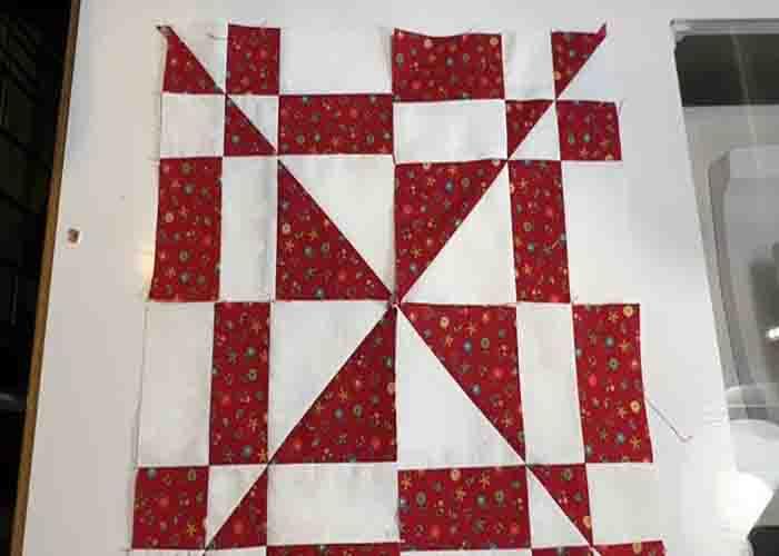 Assembling the shattered pinwheel quilt block