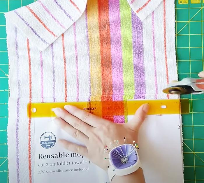 DIY Sewing - Tips and Tricks To Make Reusable Mop Pads - DIY Swiffer Pads