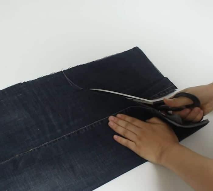 Easy Upcycled Denim Apron Sewing Tutorial