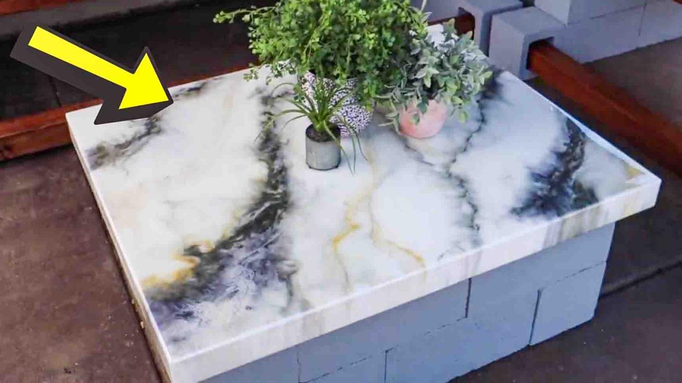 Easy Cinderblock and Epoxy Patio Table