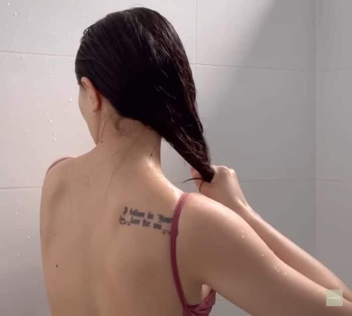 How to Wash Your Hair Properly Tip (1)
