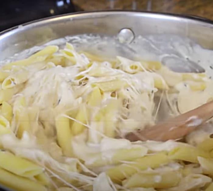 Make A Mac And Cheese Base From Scratch For Lobster And Shrimp Mac And Cheese