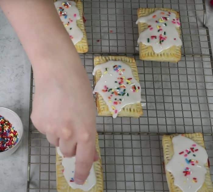 How to Make Homemade Strawberry Pop Tart